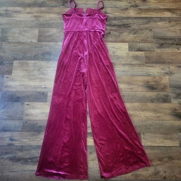 Blencot Women's Pink Sleeveless Velvet Wide Leg Overall Jumpsuit Size Small - Picture 10 of 10